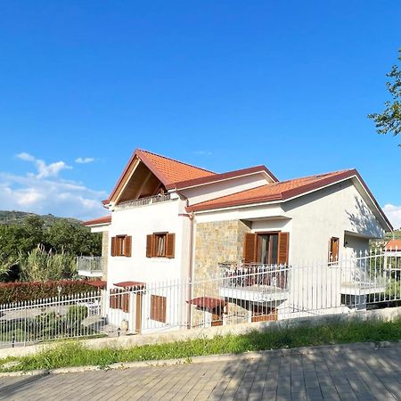 Country Holidays Residence Santa Maria di Castellabate Bagian luar foto